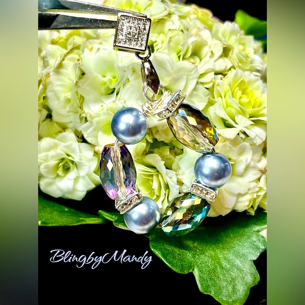 Multicolor Crystal and Pearl Pendant